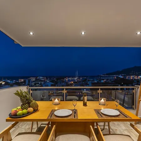 Azante Boutique Suites 3*